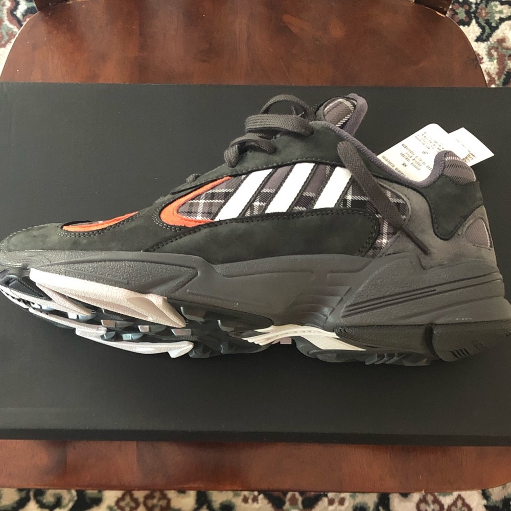 MENS ADIDAS YOUNG-1